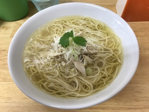 「【限定】山水地鶏×ぬちまーすのかけそば 700円」@中華そば 蒼穹の写真