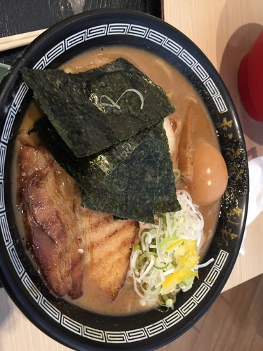 「濃厚特製中華そば」@松戸富田製麺 三井アウトレットパーク木更津店の写真