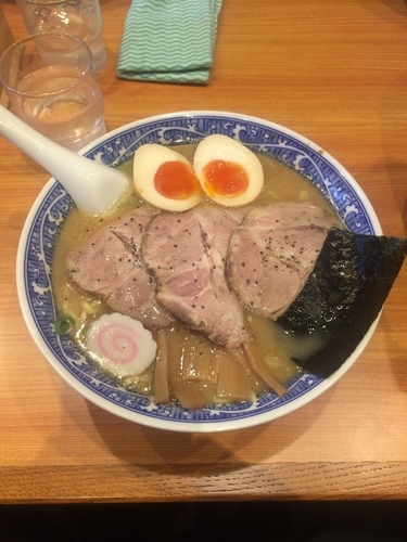 「特製中華そば（900円）+大盛り（100円）」@中華そば 青葉 東大和店の写真