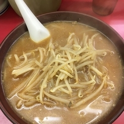 味噌ラーメン 900円