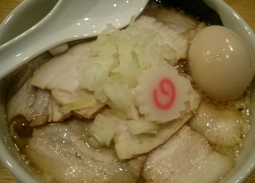 「肉増し背脂煮干しそば（大盛り無料）＋味玉サービス」@中華そば 無垢の写真