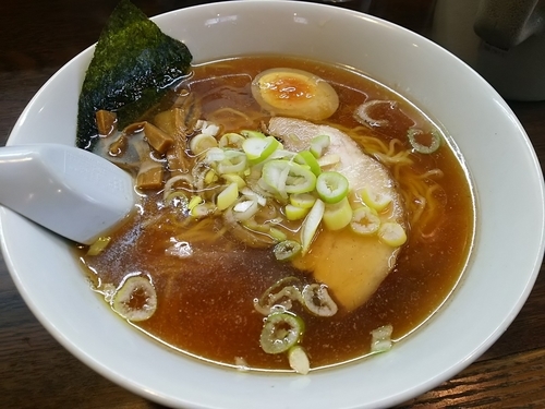 「醤油らーめん　（大盛り）」@麺屋 宮坂商店の写真