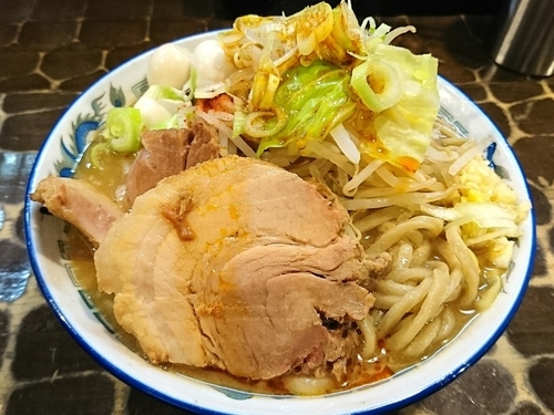 「【限定】豚そば ＋チャーシュー ＋ウズラ」@特級鶏蕎麦 龍介の写真