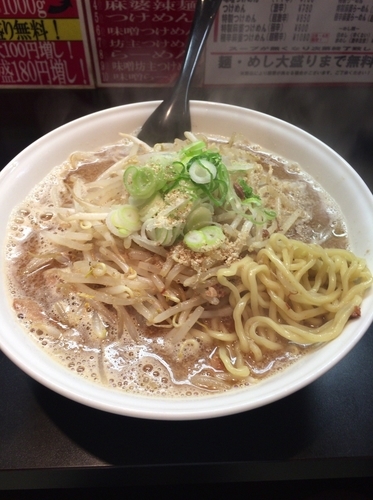 「胡麻味噌らー^ ^」@つけ麺 坊主の写真