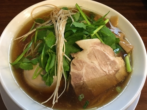 「中華そば一休 せり中華そば大+煮玉子1000円」@中華そば 一休の写真