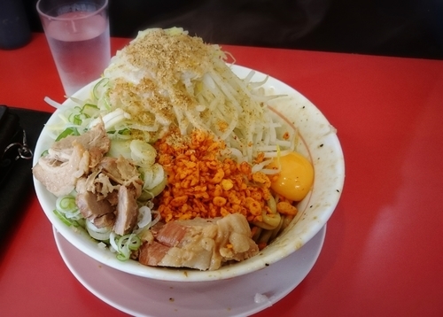 「まぜそば 780円」@鷹の目 獨協大学前本店の写真