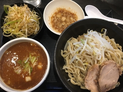 「旨・辛つけ麺 ［ 中 300g ］」@つけ麺 どでんの写真