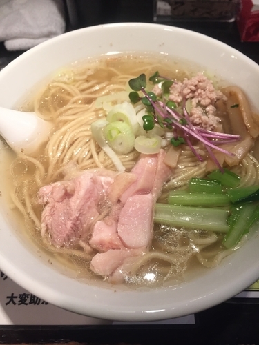 「塩生姜らー麺、大盛り」@塩生姜らー麺専門店 MANNISHの写真