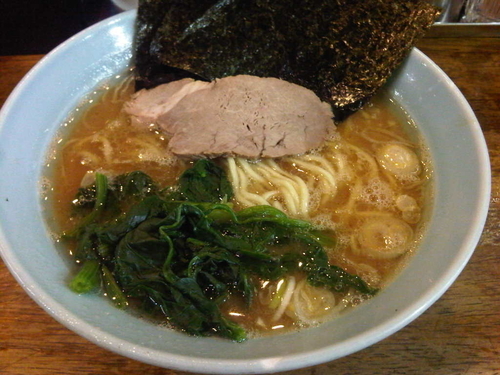 「ラーメン (750円, 硬め&濃いめ&多め)」@横浜家系ラーメン 家家家 錦糸町店の写真