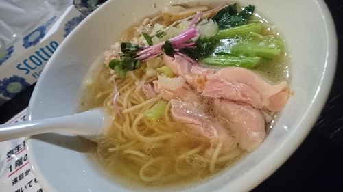 「塩生姜らー麺」@塩生姜らー麺専門店 MANNISHの写真