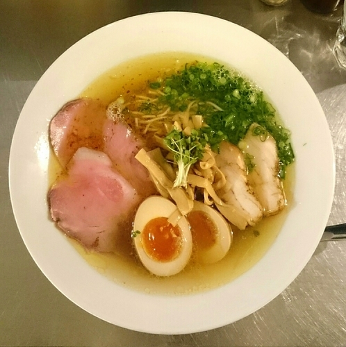 「イベリコ豚の特製塩らーめん」@麺や 庄の gotsuboの写真