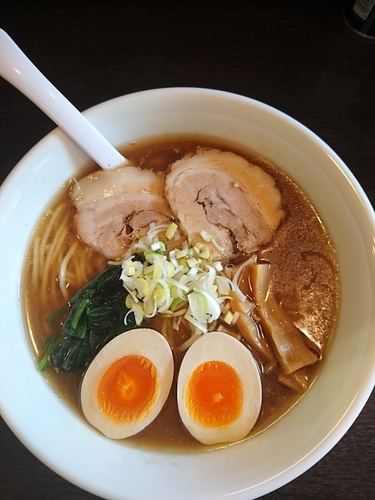 「ラーメン 650円 味玉(クーポン)」@麺屋 楠の写真