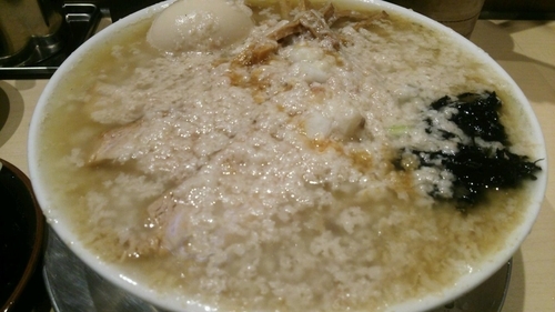 「特製中華そば(並・鬼脂)+焼き餃子2個」@麺工 豊潤亭の写真