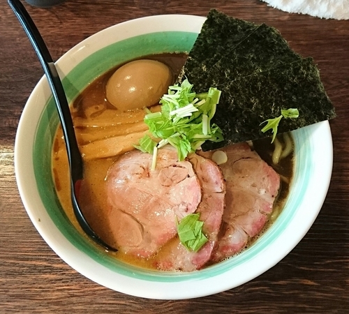 「特らぁめん」@自家製麺 麺屋 利八の写真