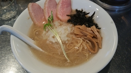 「鴨清湯背脂(900)味玉(100)味付き替玉(200)」@日の丸さんじの写真