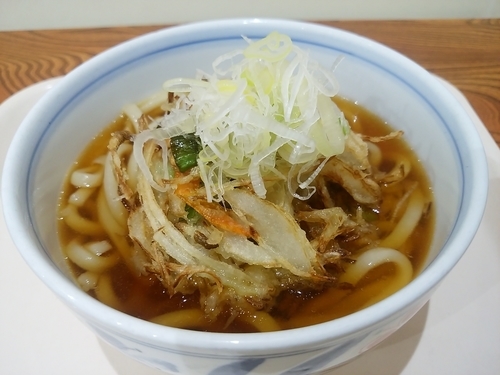 「かき揚げうどん(並盛)530円」@御山亭の写真