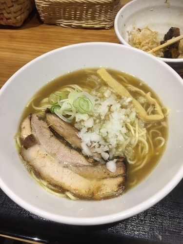 「煮干そば」@つけめん・らーめん・煮干そば 金狼の写真