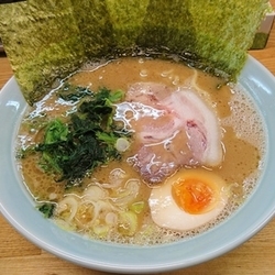 らーめん・・690円