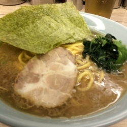 ラーメン（620円）