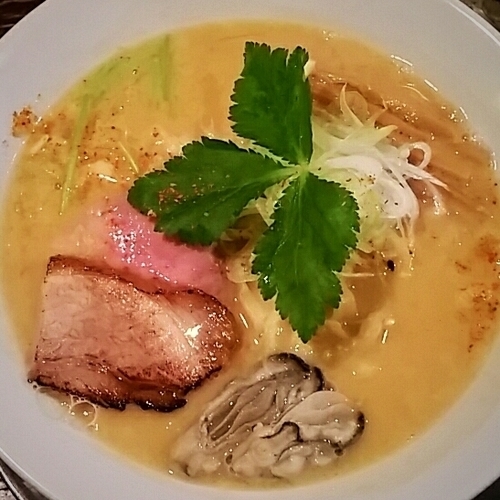 「【限定】あん肝と牡蠣の味噌そば ９００円」@立ち呑み居酒屋 金町製麺の写真