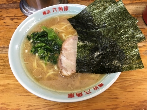 「ラーメン」@六角家 六角橋本店の写真