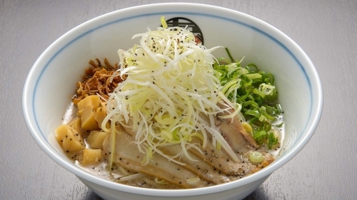 「牛骨白湯ラーメン」@麺屋あぶらやの写真