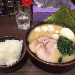 用賀スペシャル+うずらトッピング