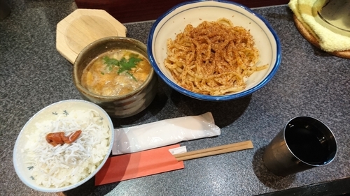「つけ全粒粉 (並) + 梅しらすごはん」@烈志笑魚油 麺香房 三くの写真