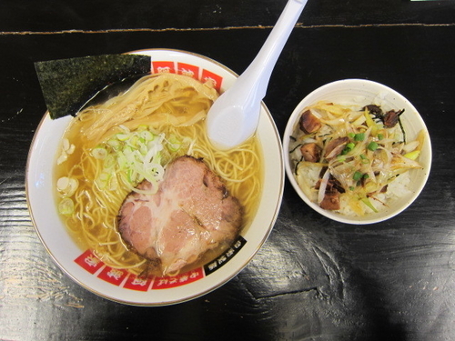 「Aランチ（塩ラーメン大盛+ねぎチャーシュー丼） 850円」@阿波家 信州始店の写真