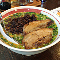 「担々麺870円＋豚バラチャーシュー2枚350円」@悠河らーめん 町田中町店の写真