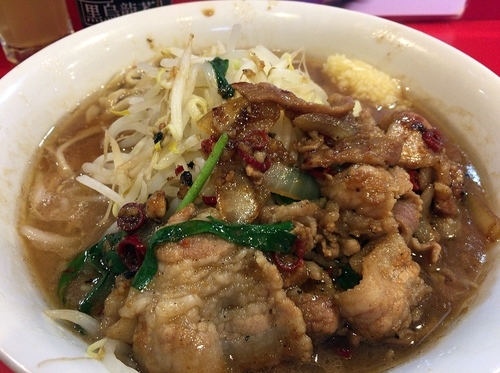 「5周年限定豚スタミナらーめんニンニク（900円）」@麺屋 桐龍の写真