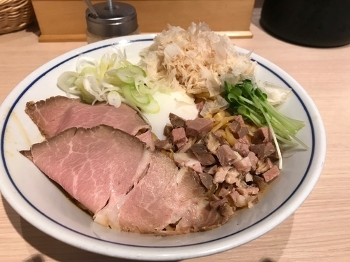 「辛和えめん」@らーめん鱗 茨木店の写真