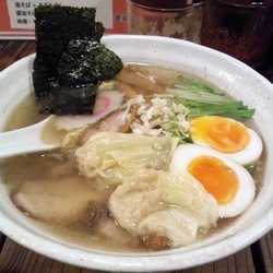 特製塩そば+半炒飯