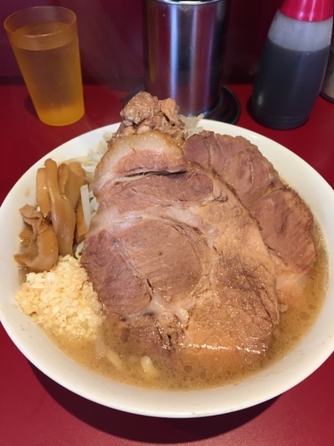 「小 野菜少なめ ニンニク」@ラーメン二郎 荻窪店の写真