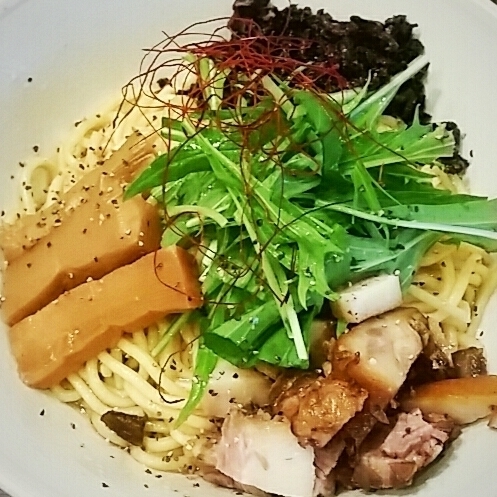 「油そば ７００円」@INOSHOWの写真