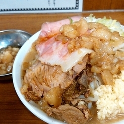 ラーメン　ニンニク　アブラ　ローストポーク