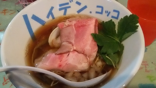 「魚貝煮干し中華そば」@ハイデン.コッコFACTORYサマンサ・タマサの写真