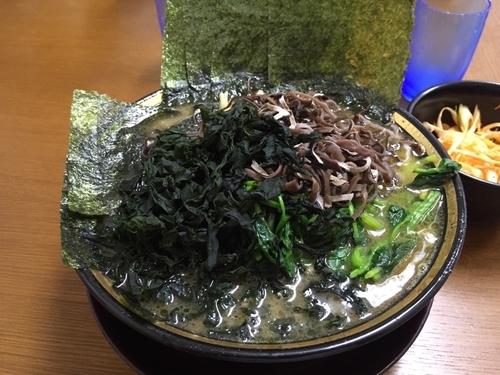 「大盛り硬め多め濃いめ全部のせ」@はじめ家の写真