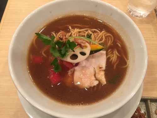 「【数量限定】鶏白湯味噌SOBA（980円）」@銀座 篝 大手町店の写真