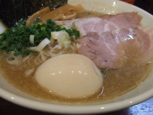 「特製中華そば　９００円」@吉田食堂の写真