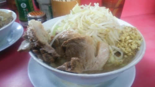 「特大豚増しラーメン  しょうが 多め」@ラーメン二郎 大宮店の写真