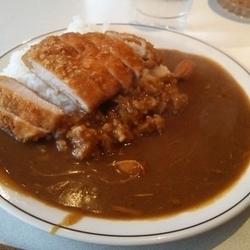 カツカレー 600円