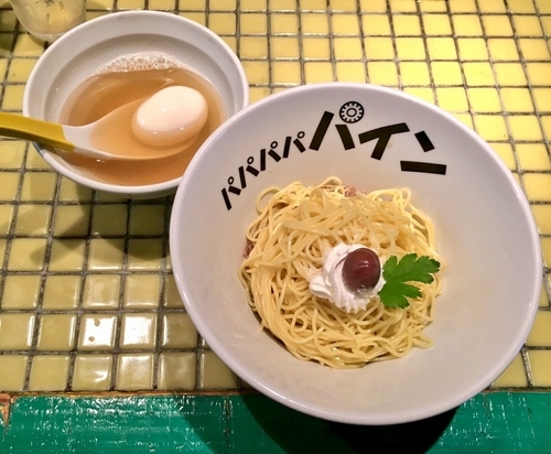 「マママママロン【限定】」@パイナップルラーメン屋さん パパパパパインの写真