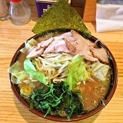 キャベツともやしラーメン