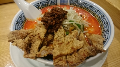 「排骨担々麺 四辛 サービスライス」@希須林 赤坂店の写真