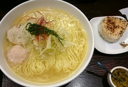 「あら炊き塩らあめん おにぎり」@麺屋 海神の写真