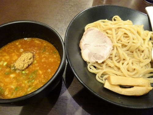 「辛つけ麺　　840円」@神保家の写真