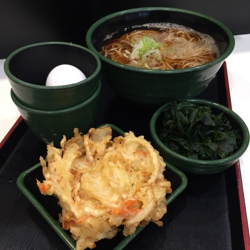 「朝そば（玉子）（￥330）＋かき揚げ（クーポン）」@ゆで太郎 芝浦4丁目店の写真
