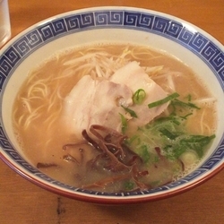 とんこつラーメン