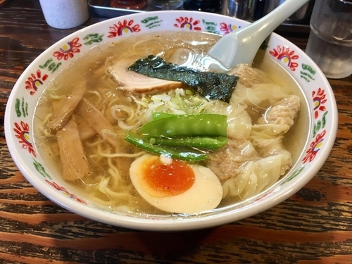 「ワンタン麺 並 ¥850」@油麺専門店 江川亭 三鷹大沢店の写真